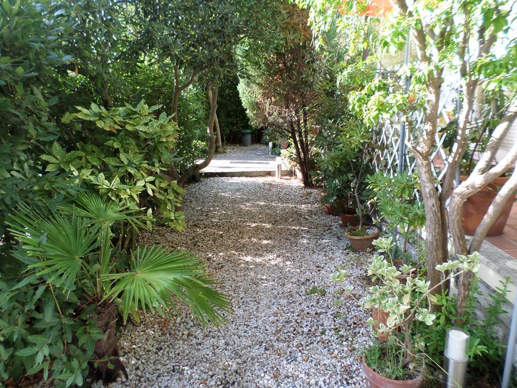 Le Midi Versilia Lido di Camaiore Exterior foto